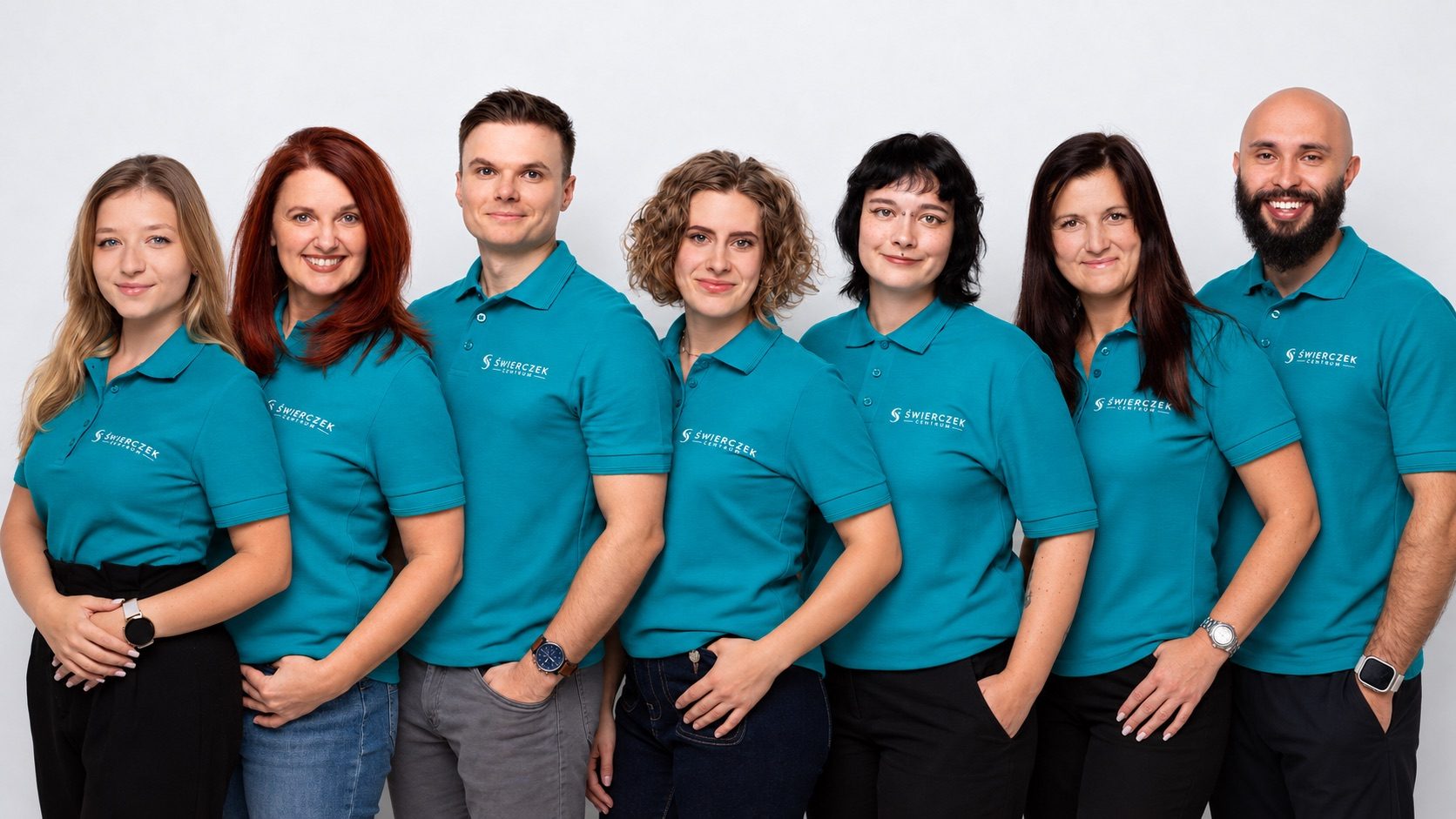 Zespół Świerczek Centrum w Gliwicach, od lewej: Julia Huf, Mirella Doluk-Świerczek, Mateusz Świerczek, Sabina Opiołka, Julia Odrobina, Danuta Miera, Michał Talaga